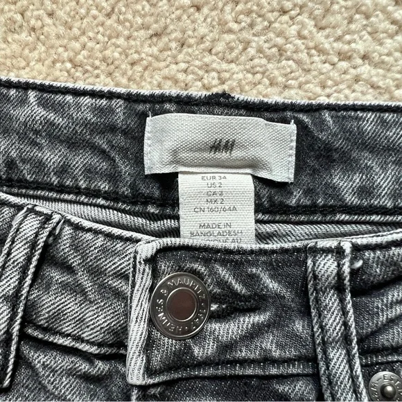 H&M Women's Dark Gray Ankle Jeans - Picture 3 of 5